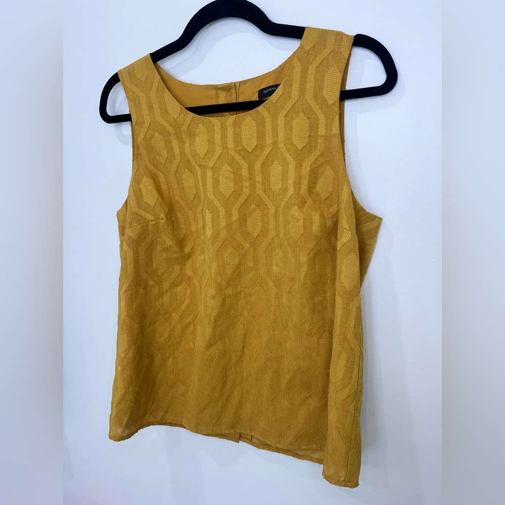 Banana Republic • Womens Mustard Yellow Textured Sleeveless Boho Top Small NWOT - Picture 9 of 10